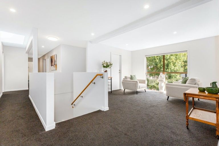 Photo of property in 3 Oak Avenue, Paremata, Porirua, 5024