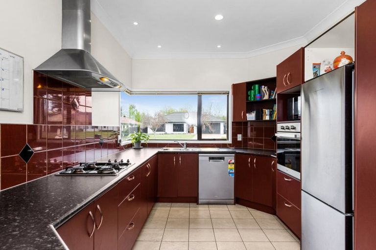 Photo of property in 27 Palmbrook Avenue, Havelock North, 4130