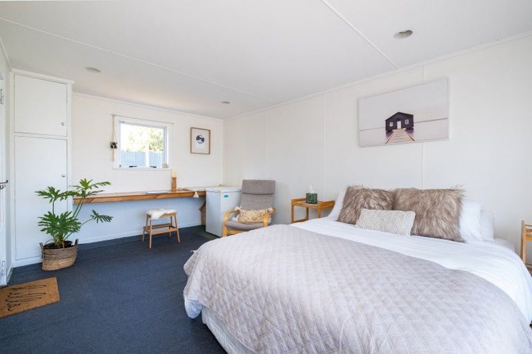 Photo of property in 4b Guthrie Road, Havelock North, 4130