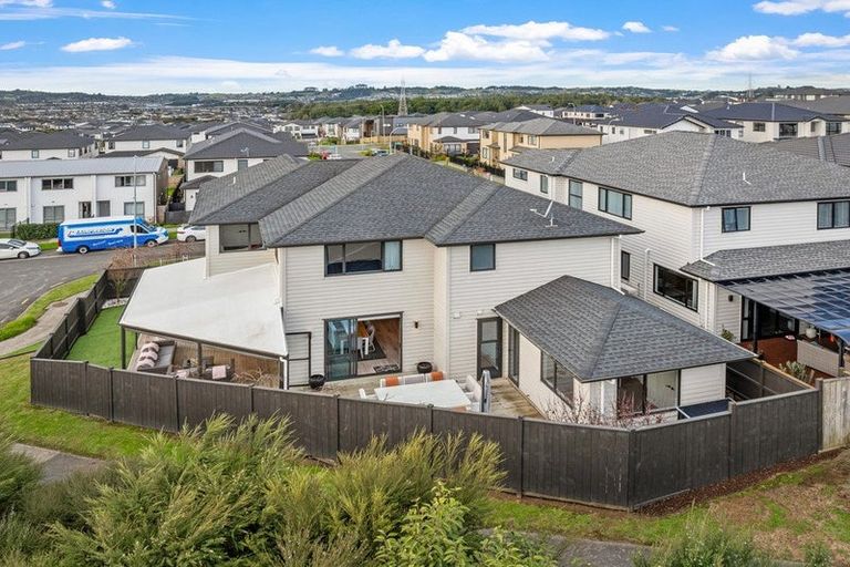 Photo of property in 25 Lime Hill Rise, Flat Bush, Auckland, 2019