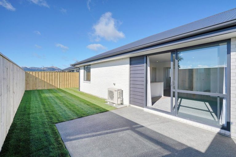 Photo of property in 16 Mabel Crescent, Halswell, Christchurch, 8025