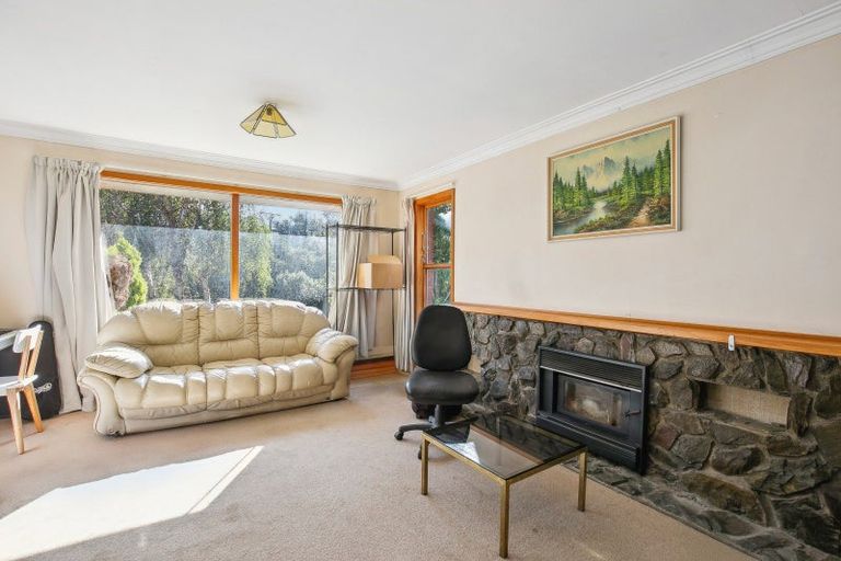 Photo of property in 20 Tremewan Street, Tawa, Wellington, 5028