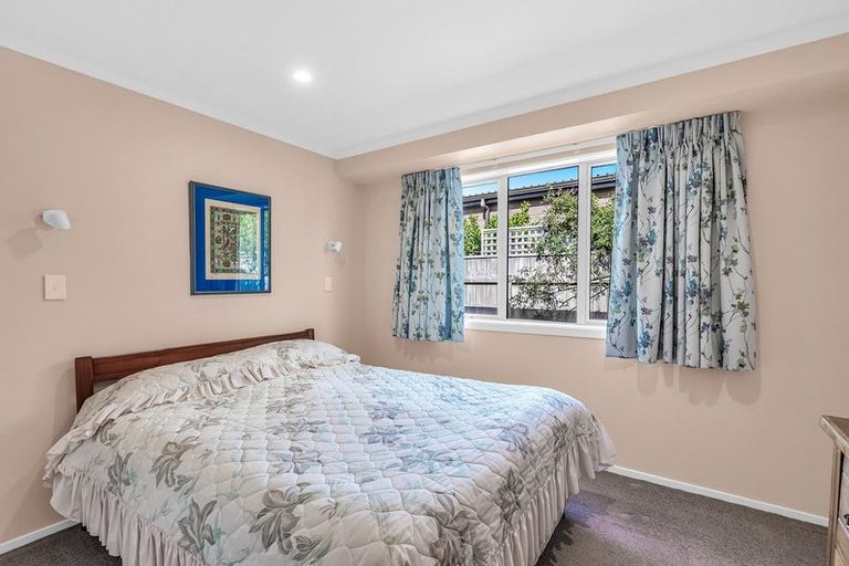 Photo of property in 82 Waipunahau Road, Waikanae, 5036