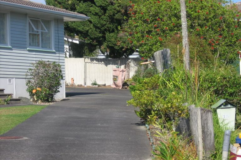 Photo of property in 15 Rosalind Road, Glenfield, Auckland, 0629