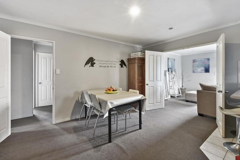 Photo of property in 9 Nykki Place, Papakura, 2110
