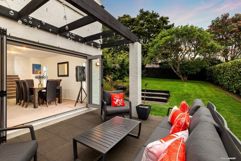 Photo of property in 15 Ridge View Crescent, Pukekohe, 2120