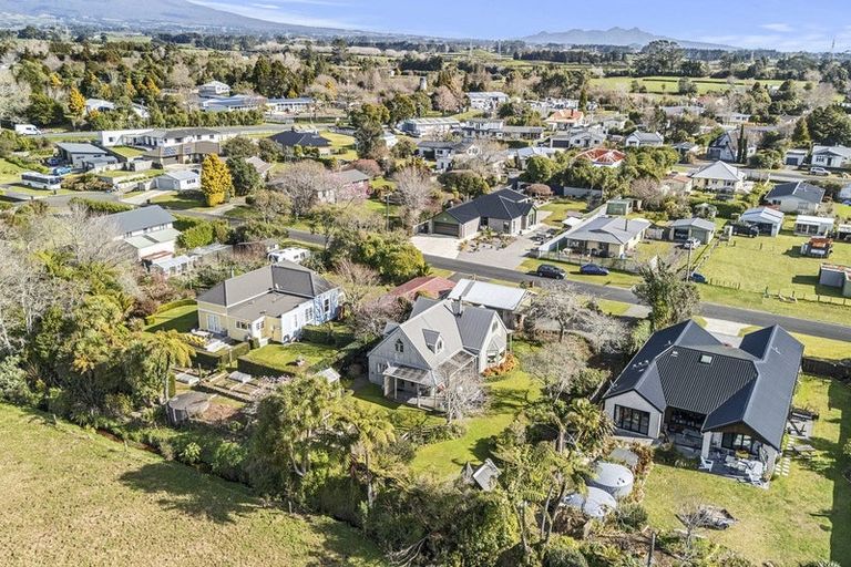 Photo of property in 5 Bosworth Street, Egmont Village, 4372