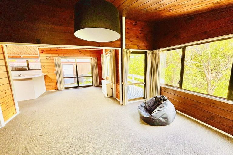 Photo of property in 10 Hicks Close, Whitby, Porirua, 5024