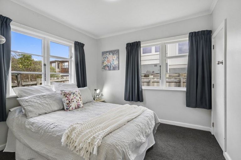 Photo of property in 163 Broderick Road, Johnsonville, Wellington, 6037