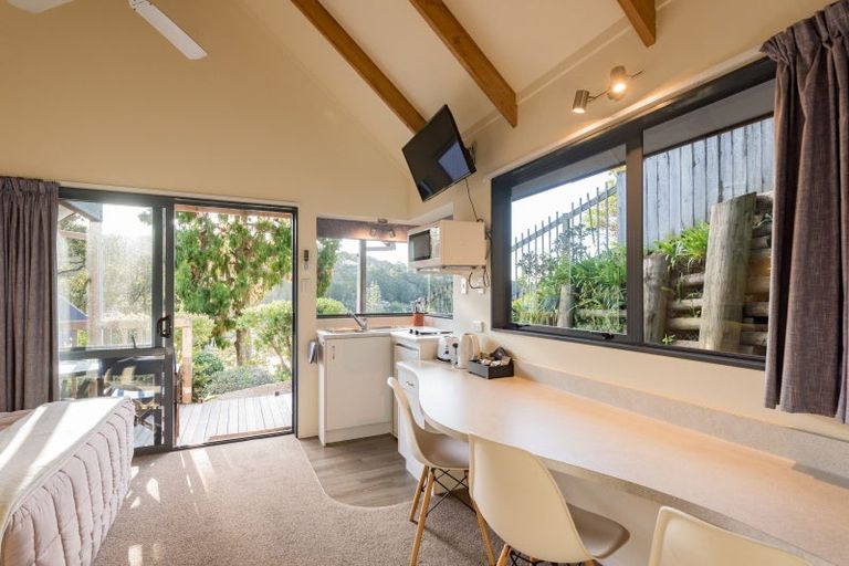 Photo of property in 60 Fishlock Road, Te Arai, Wellsford, 0974