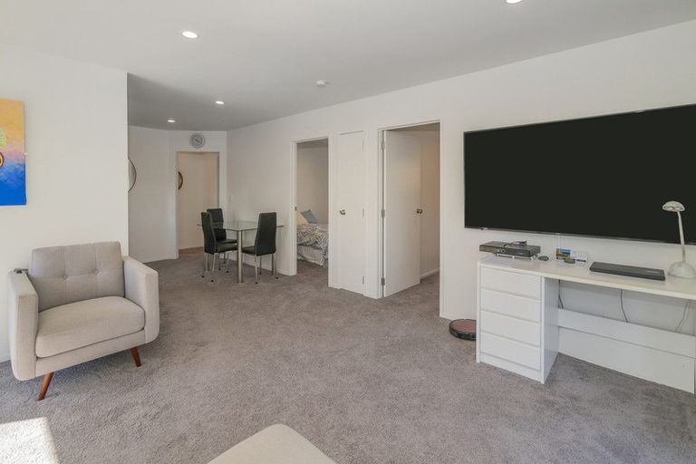 Photo of property in 2 Mayfair Close, Whitianga, 3510