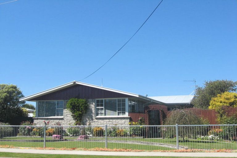 Photo of property in 12 Hale Street, Blenheim, 7201