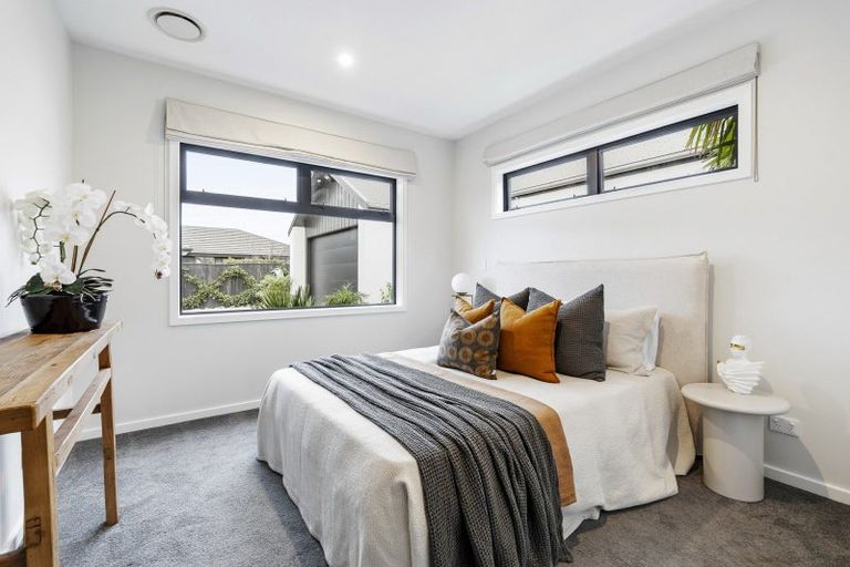 Photo of property in 28 Honeyfield Drive, Whalers Gate, New Plymouth, 4310
