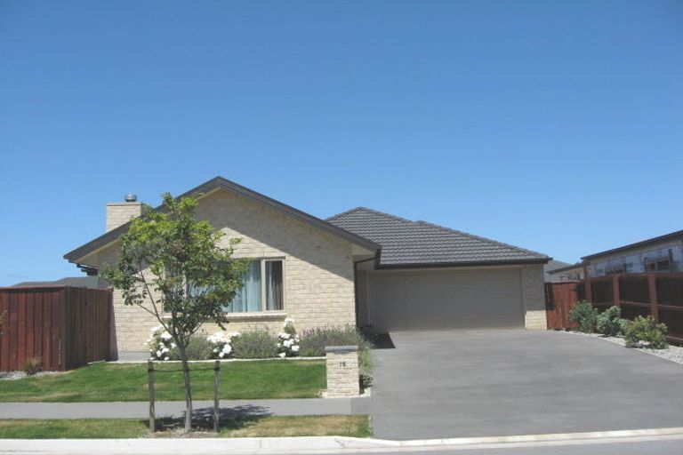 Photo of property in 19 Reka Street, Parklands, Christchurch, 8083