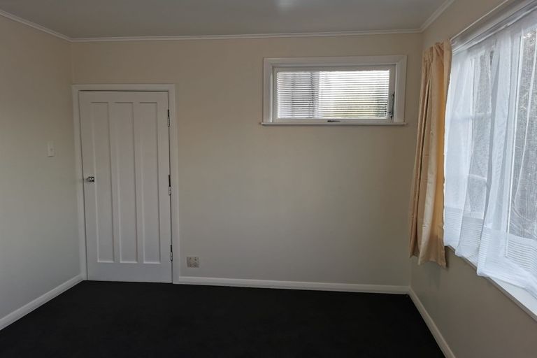 Photo of property in 5 Godley Street, Waterloo, Lower Hutt, 5011