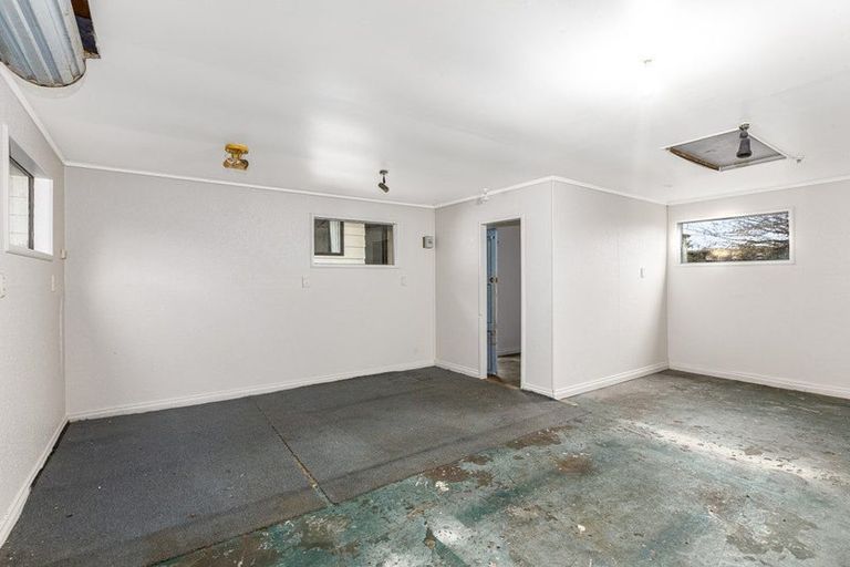 Photo of property in 59 Arawhata Road, Paraparaumu, 5032
