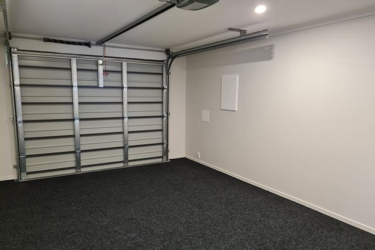 Photo of property in 141 Amesbury Drive, Churton Park, Wellington, 6037