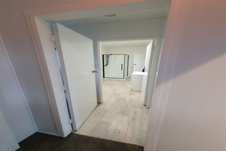 Photo of property in 1 Moera Place, Stanmore Bay, Whangaparaoa, 0932