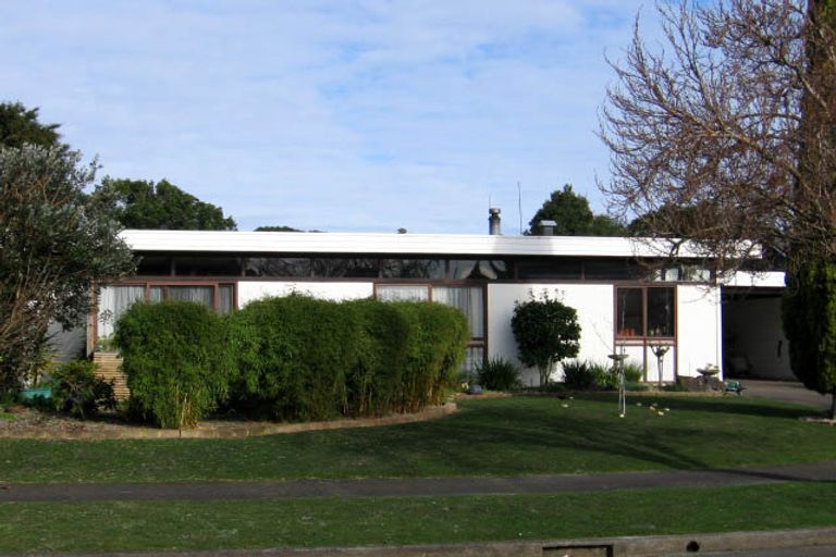 Photo of property in 5 Rakino Place, Awapuni, Palmerston North, 4412