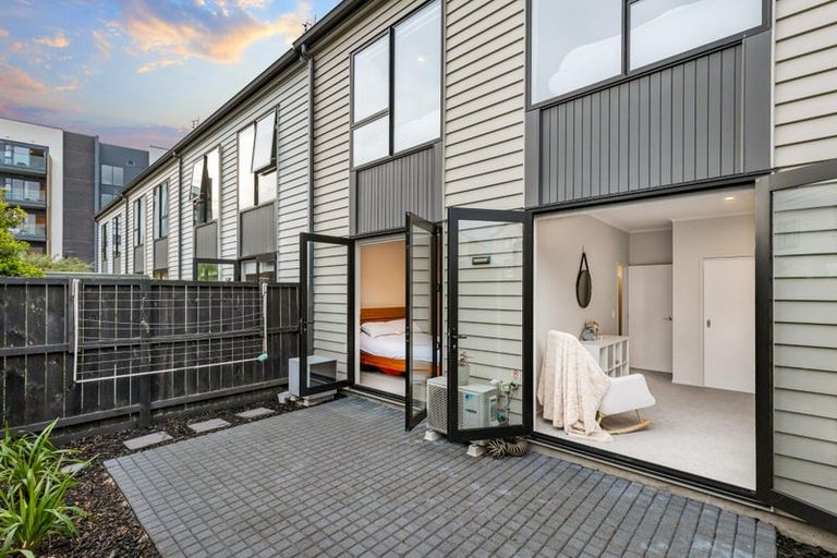 Photo of property in 12 Kerewhenua Crescent, Hobsonville, Auckland, 0616