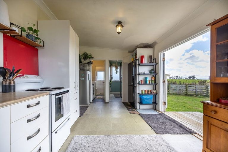 Photo of property in 126 West Coast Road, Te Kopuru, Dargaville, 0371