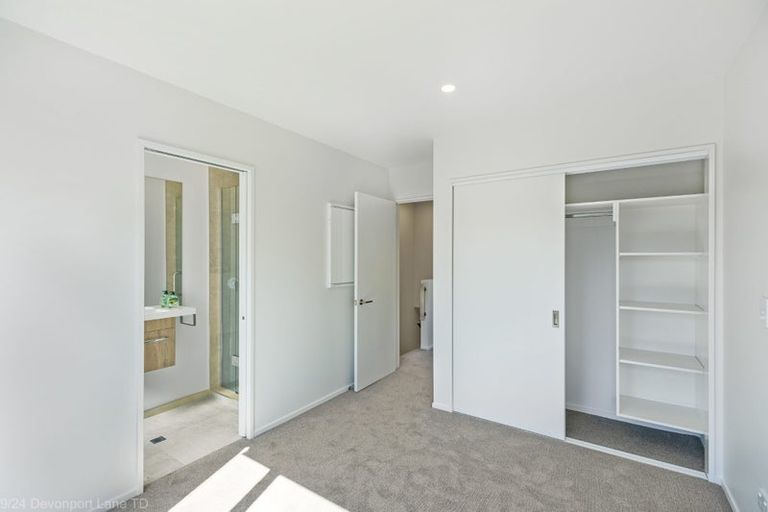 Photo of property in 9/24 Devonport Lane, St Albans, Christchurch, 8014