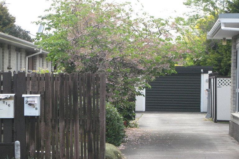 Photo of property in 214 Grimseys Road, Redwood, Christchurch, 8051