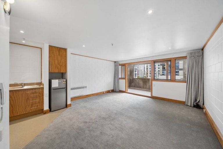 Photo of property in 245/21 Left Bank, Te Aro, Wellington, 6011