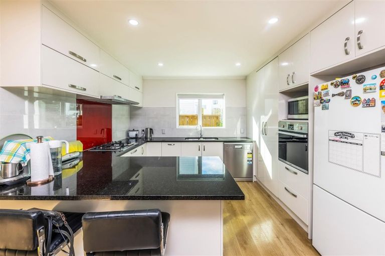 Photo of property in 27d Gifford Road, Papatoetoe, Auckland, 2025