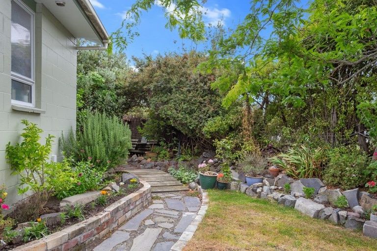 Photo of property in 11 Oban Place, Woolston, Christchurch, 8062