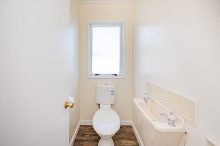 Photo of property in 6 Thames Street, Roslyn, Palmerston North, 4414