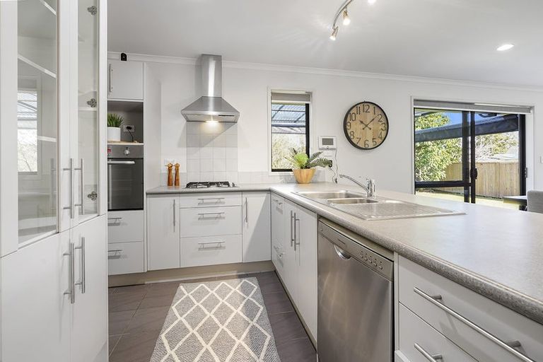 Photo of property in 7 Derbyshire Place, Dinsdale, Hamilton, 3204