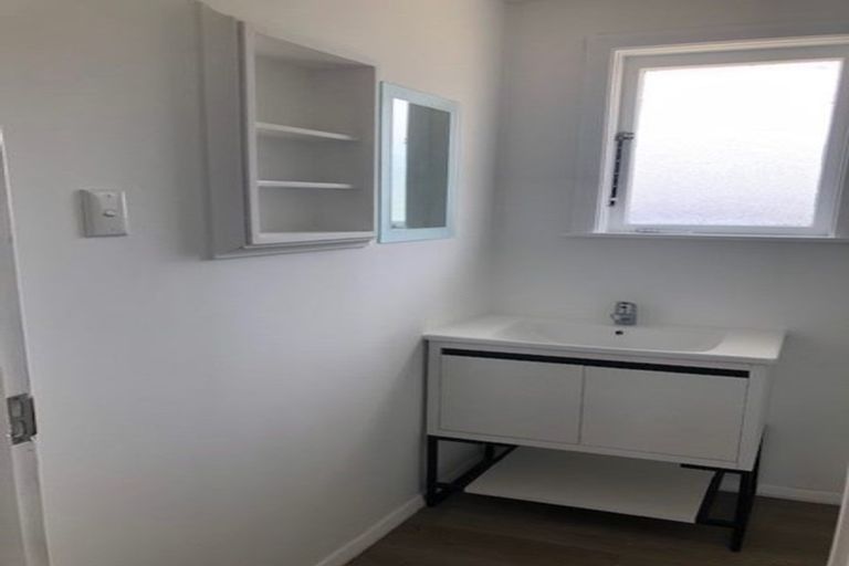 Photo of property in 25 Hill Crescent, Papakura, 2110