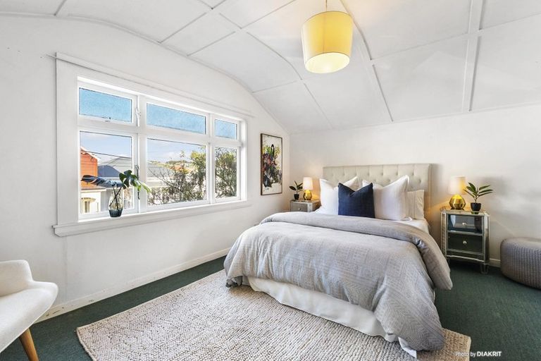 Photo of property in 15 Green Street, Newtown, Wellington, 6021