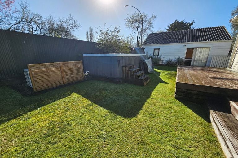 Photo of property in 15 Myrtle Street, Hamilton East, Hamilton, 3216