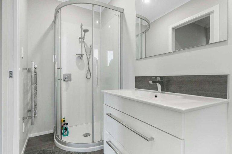 Photo of property in 2/25 Hapori Avenue, Baverstock, Hamilton, 3289