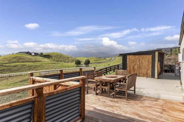 Photo of property in 155 Derham Road, Te Horo, Otaki, 5581