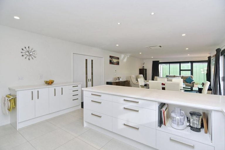 Photo of property in 128a Percival Street, Rangiora, 7400