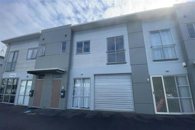 Photo of property in 8/15 Bishop Lenihan Place, East Tamaki, Auckland, 2013