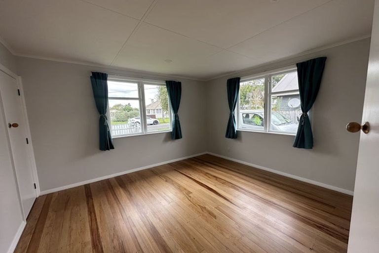 Photo of property in 5 Yeats Crescent, Fairfield, Hamilton, 3214
