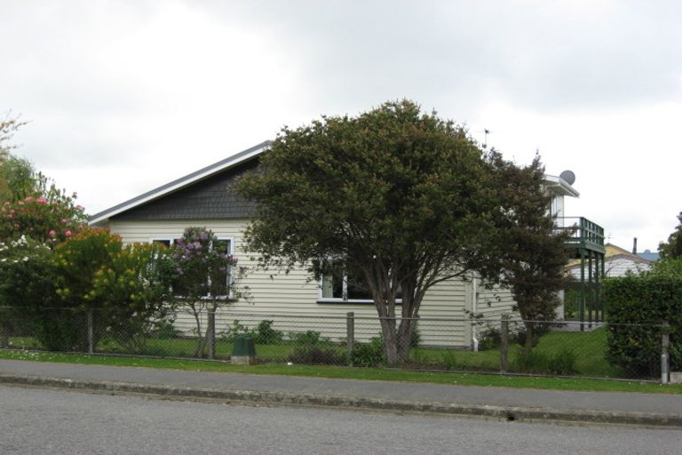 Photo of property in 14 Davie Street, Kaiapoi, 7630