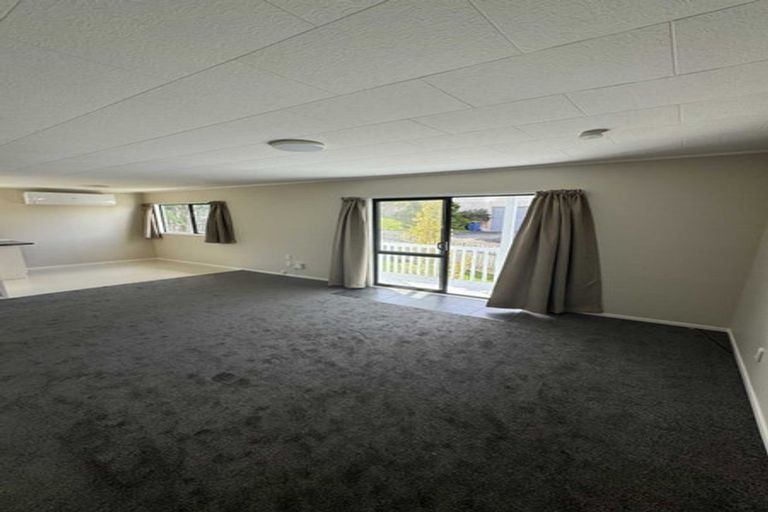 Photo of property in 1/64 Solar Road, Glen Eden, Auckland, 0602
