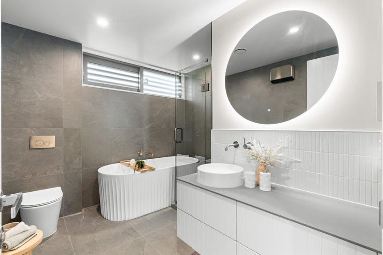 Photo of property in 4/42 Browns Road, St Albans, Christchurch, 8014