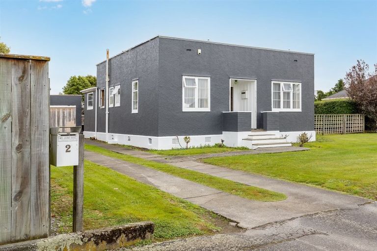 Photo of property in 2 Mcgregor Crescent, Masterton, 5810