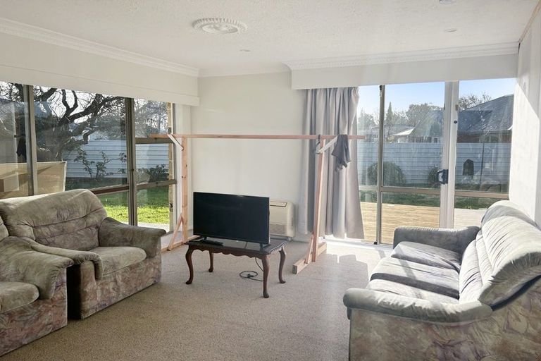 Photo of property in 48 Kent Lodge Avenue, Avonhead, Christchurch, 8042