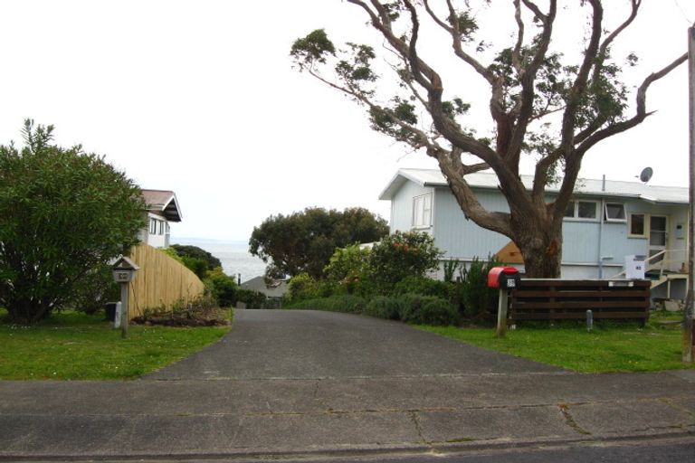 Photo of property in 36 Pacific Parade, Army Bay, Whangaparaoa, 0930