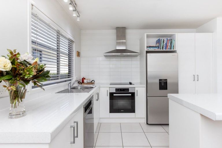 Photo of property in 2a Harrow Street, Taradale, Napier, 4112