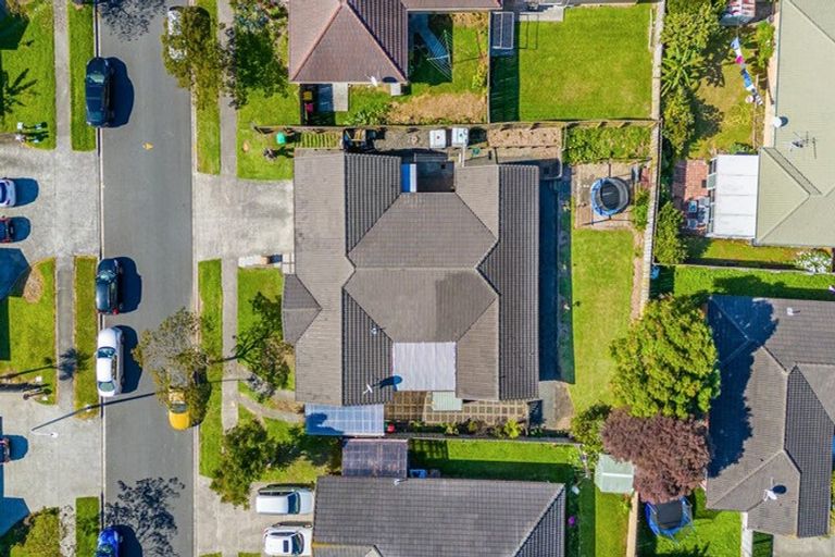 Photo of property in 25 Carrick Glen Avenue, Flat Bush, Auckland, 2019