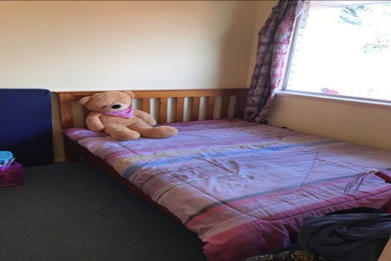 Photo of property in 2/8 Margaret Road, Papatoetoe, Auckland, 2025