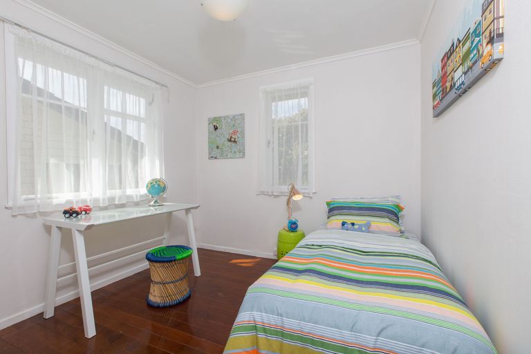 Photo of property in 145 Rathgar Road, Henderson, Auckland, 0610